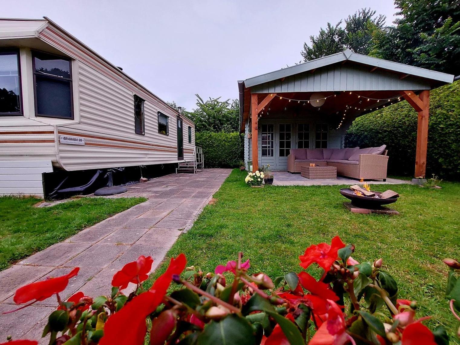 Familychalet De Schaapskooi, 6-Persons, Big Private Garden, Dogs Aloud Westergeest Exteriér fotografie